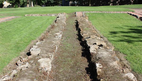 Cramond — Fort on the River Almond