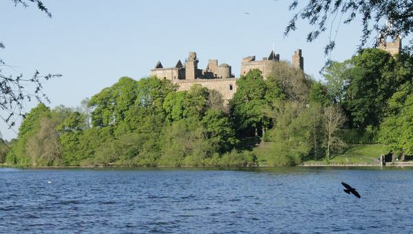 Linlithgow Palace, St Michael’s Church & Museum