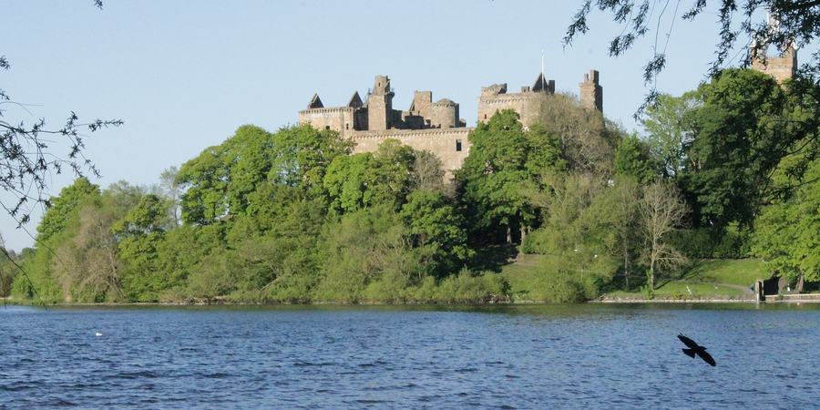 Linlithgow Palace, St Michael’s Church & Museum