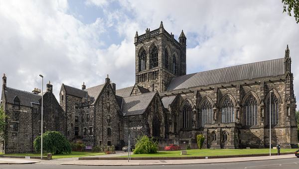 Paisley Abbey & Kilbarchan Weavers’ Cottage